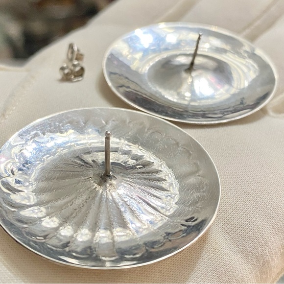 Native American Sterling Silver Round Concho Post Earrings Vintage - Picture 8 of 8